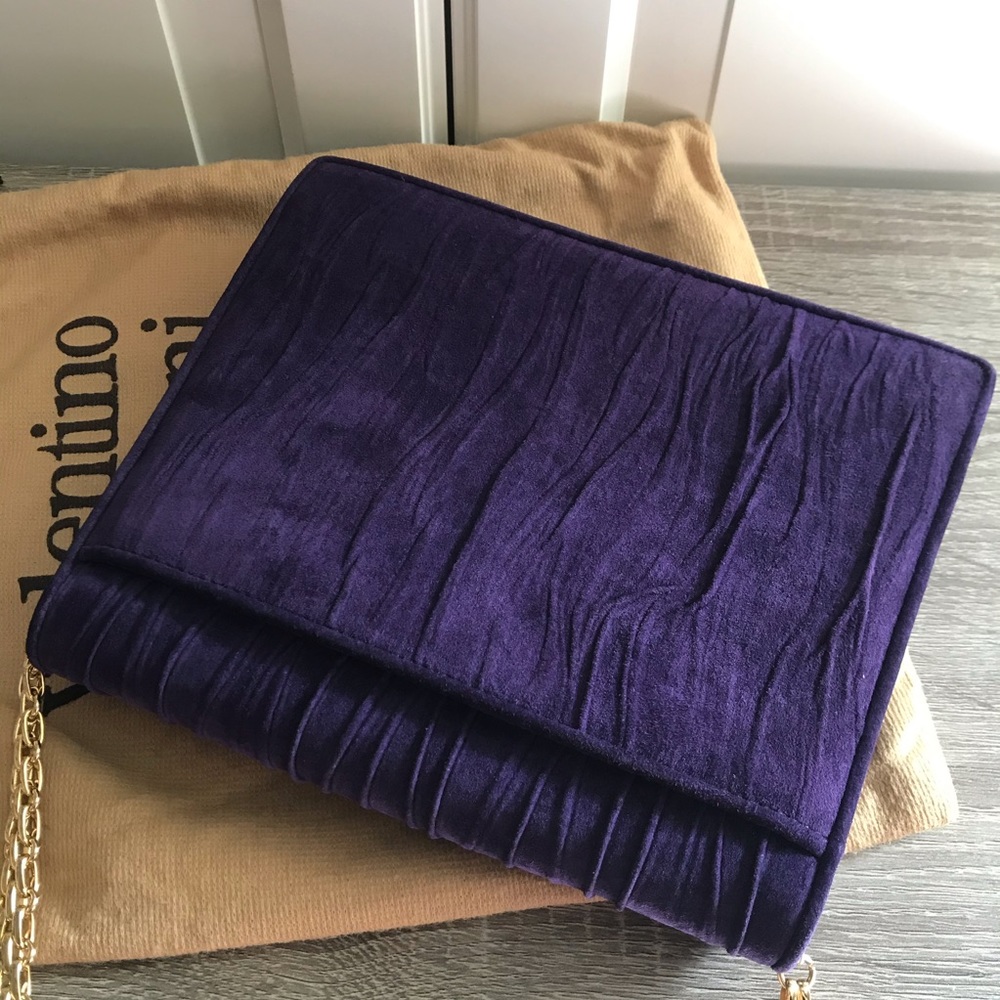 Valentino Purple Suede Chain Link Purse - Picture 4 of 14
